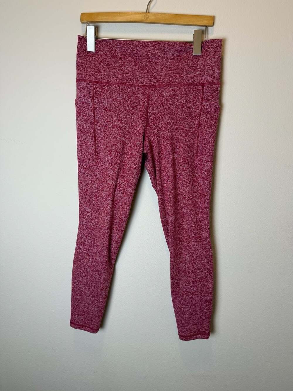 Athleta Salutation Stash Pocket II Size L Tight